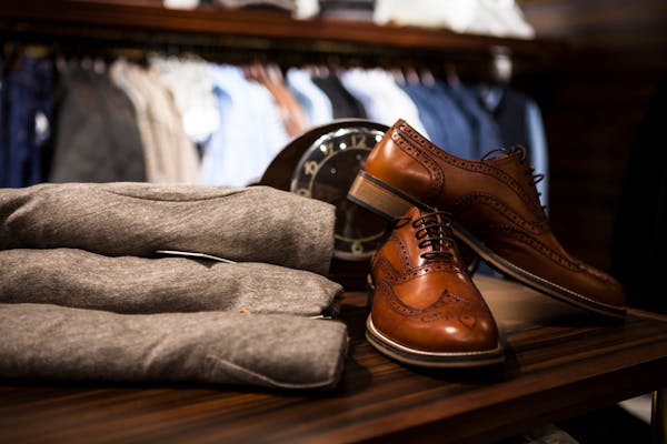 Luxe vs. Fast Fashion : Quel Est le Vrai Coût ?